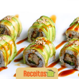 Dragon Roll Sushi Delicioso e Colorido