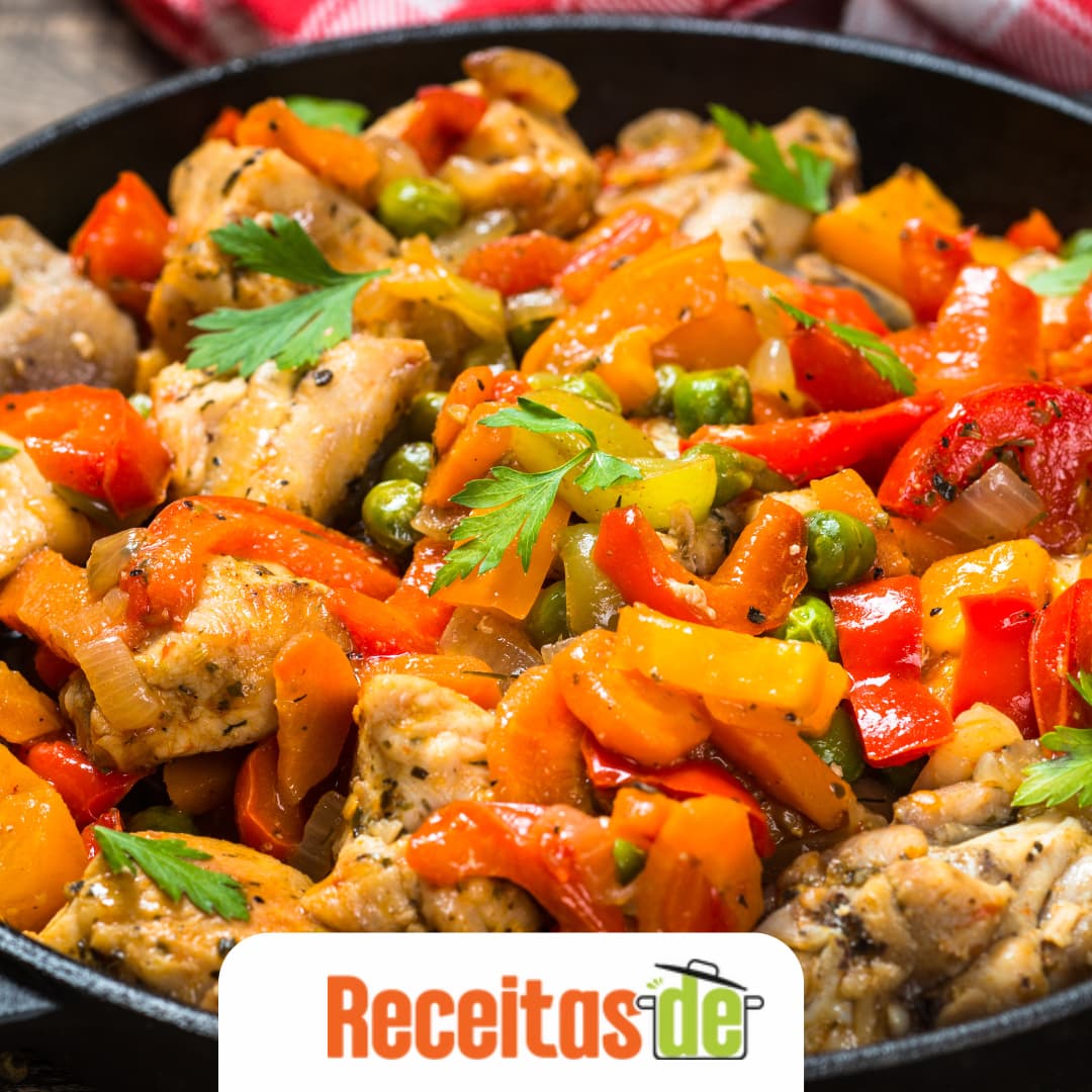 Frango de Panela Cremoso com Legumes