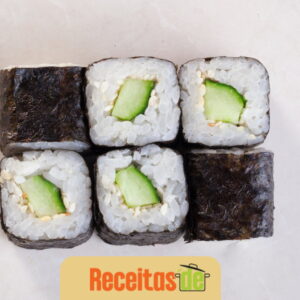 Kappa Maki (Pepino e Arroz)