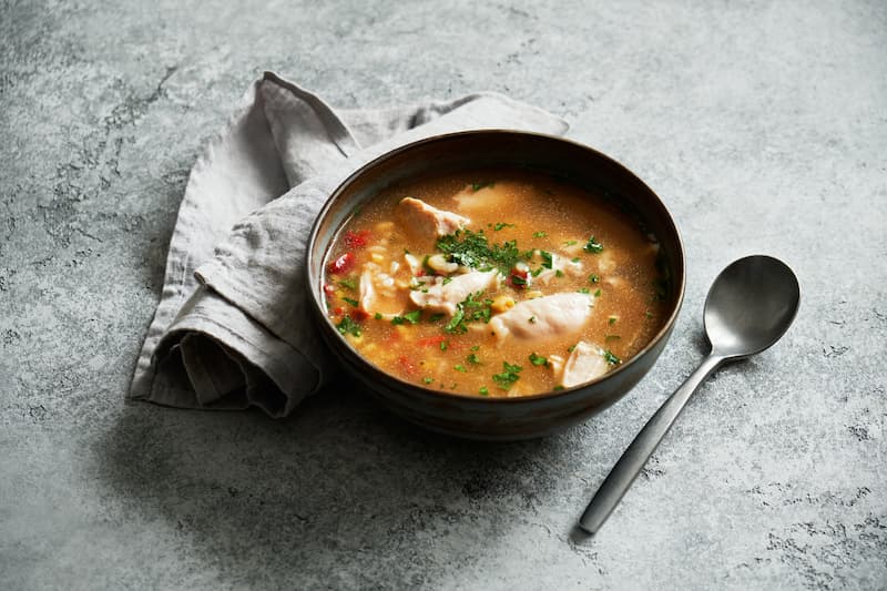 Sopa de Galinha com Legumes