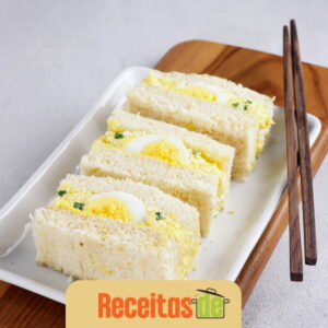 Tamago Sando Sanduíche Japonês de Ovos