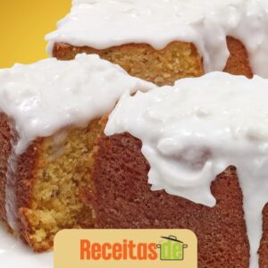 Bolo de Cenoura e Laranja com Cobertura Cremosa
