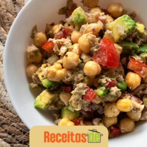 Salada de Grão de Bico com atum