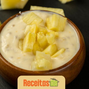 Abacaxi com Creme de Leite Condensado