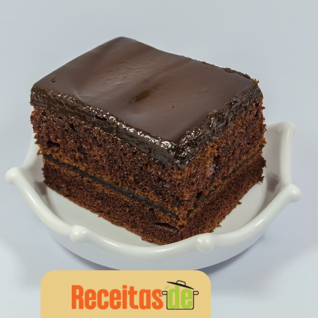 Bolo Bomba Recheado