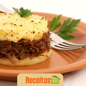 Escondidinho de Carne-Seca Delicioso