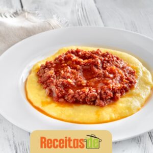 Polenta Cremosa com Carne Moída