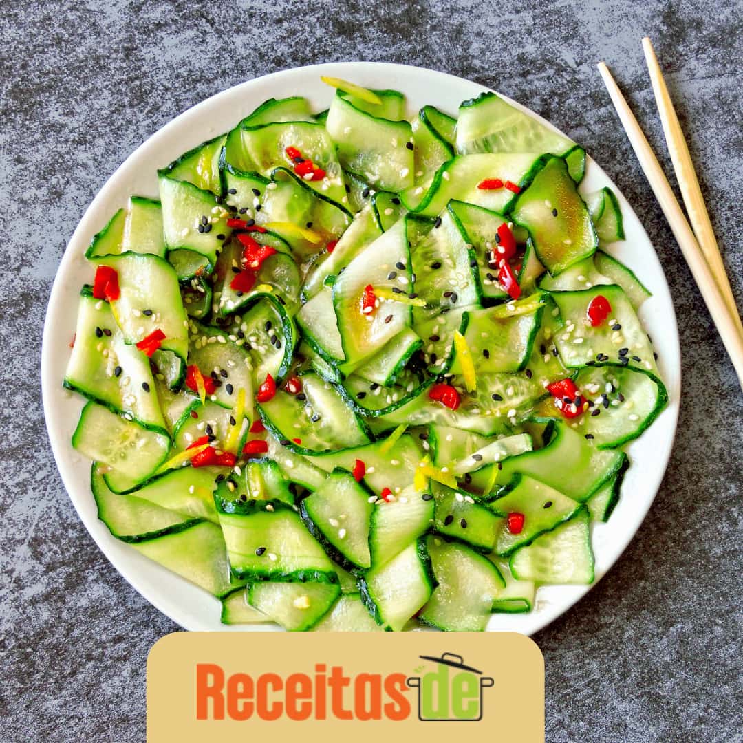 Salada Refrescante de Pimenta Dedo-de-Moça (1)