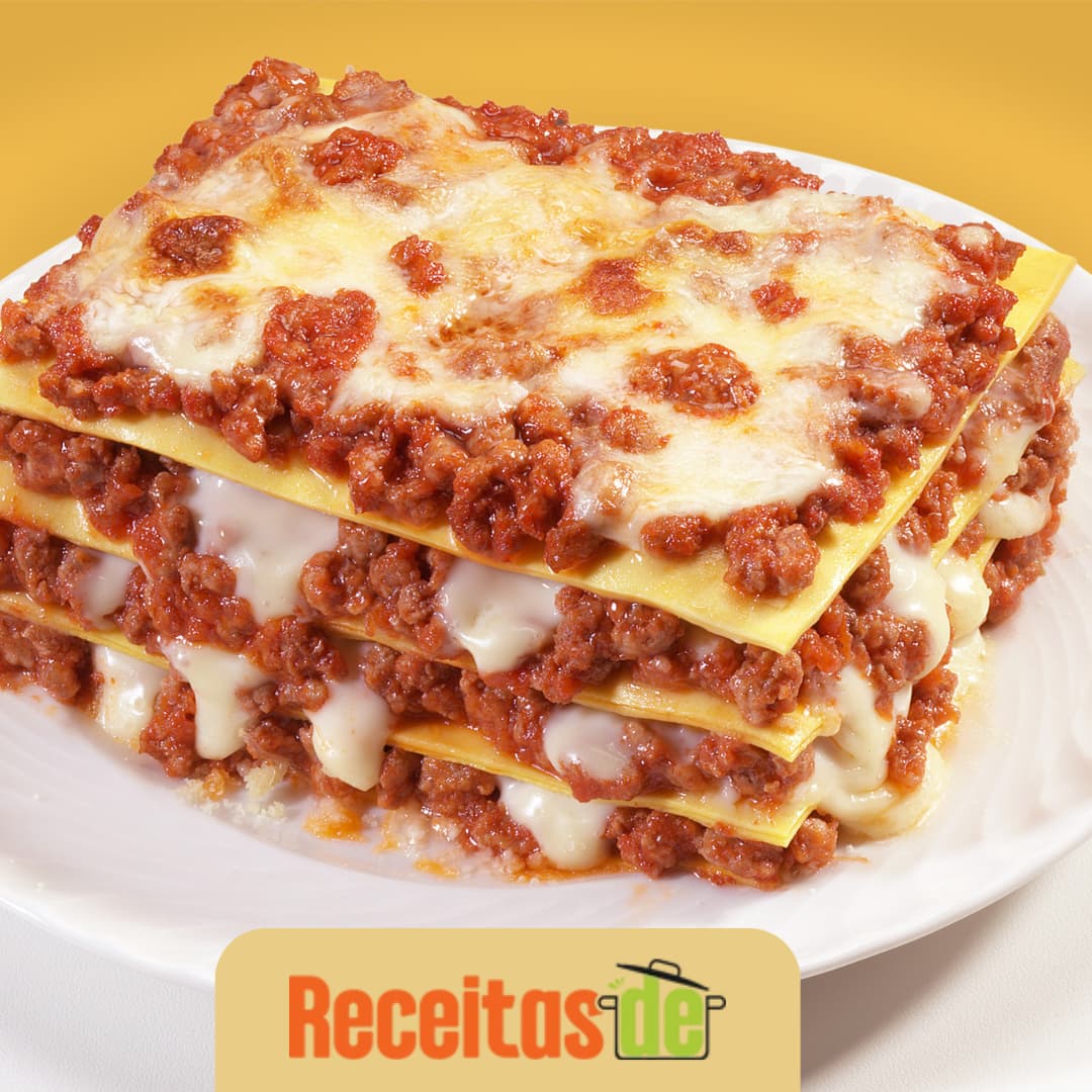 Lasanha de Carne e Molho Branco