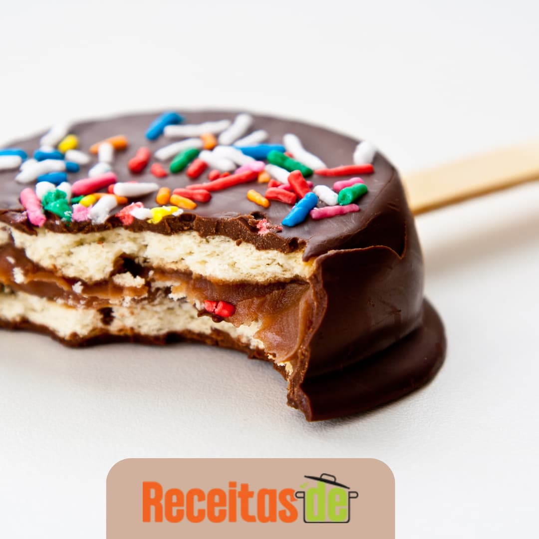 Pirulito de Brigadeiro com Bolacha Mariaocante