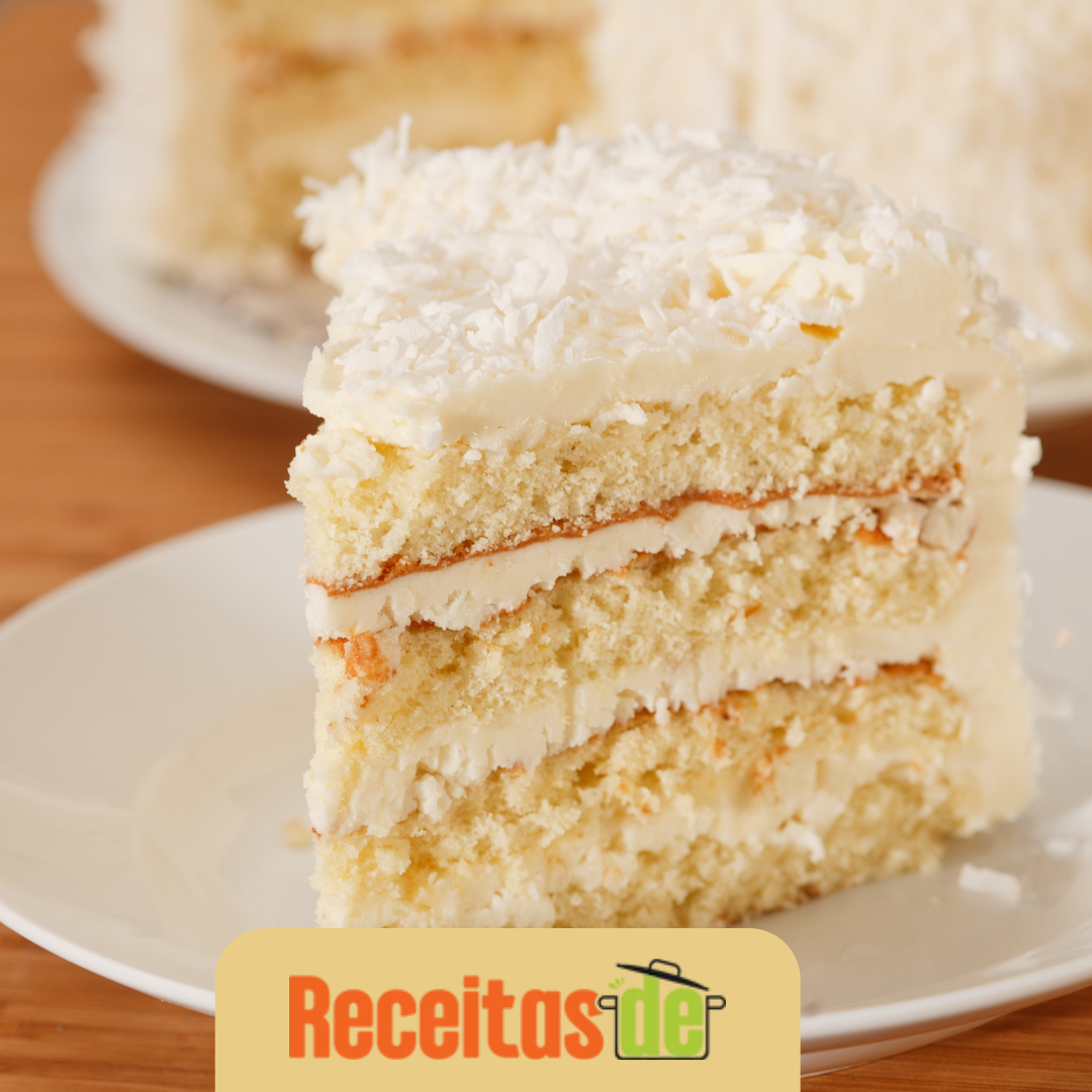Bolo de Coco com Cobertura de Coco