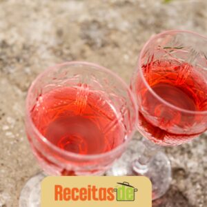 Licor de Pétalas de Rosas