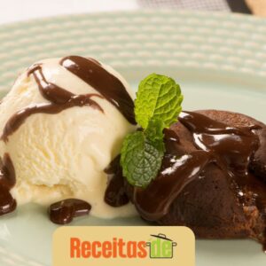 Petit Gateau de Chocolate
