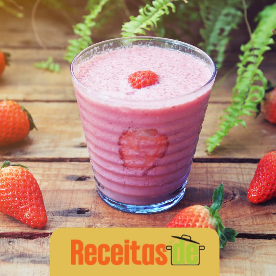 Receita de Batida Refrescante de Iogurte com Morango