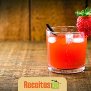 Receita de Caipifruta de Morango Refrescante