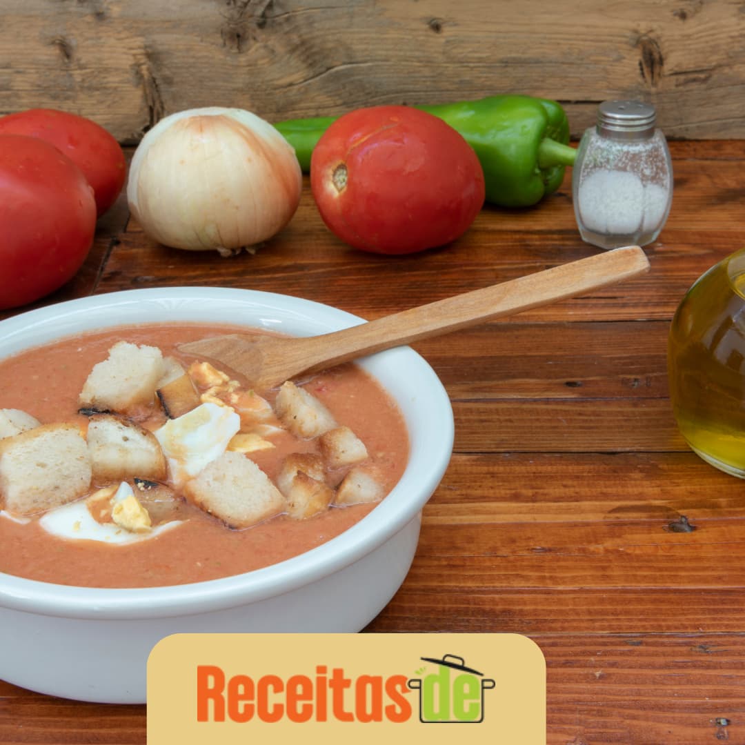 Receita de Gazpacho Andaluz Refrescante