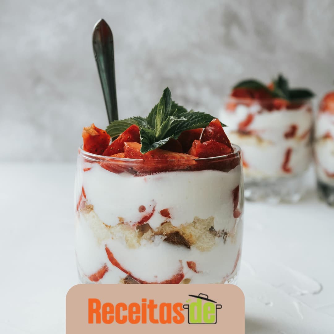 Receita de Morangos com Chantilly (1)
