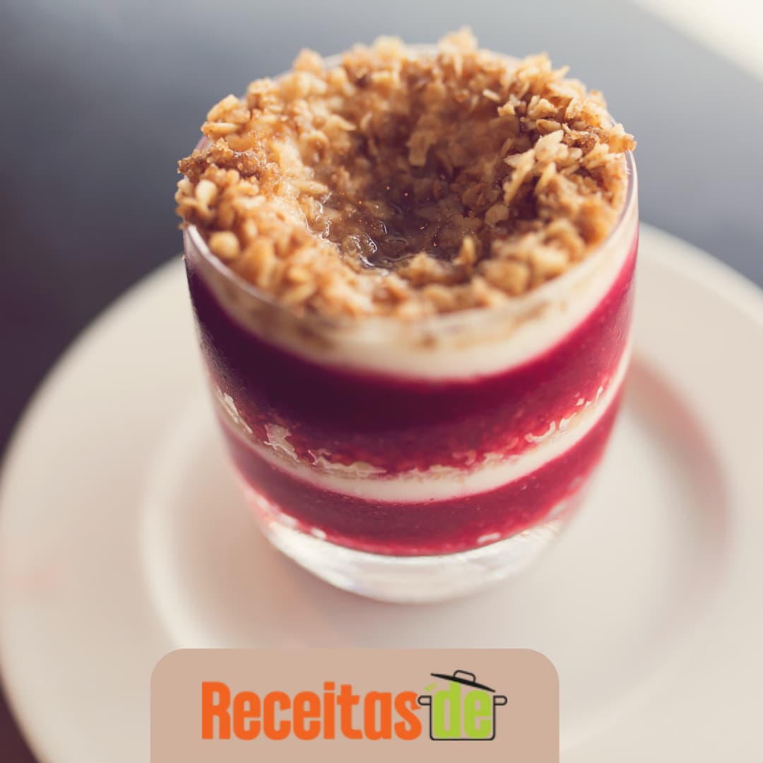 Receita de Pavê de Morango Irresistível