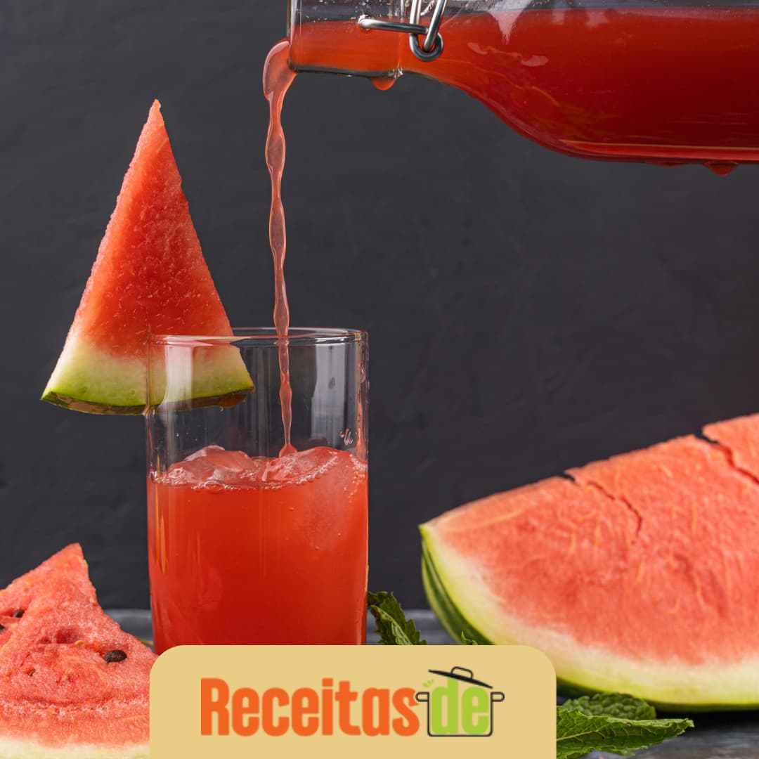 Receita de Suco Detox Refrescante de Melancia e Hortelã