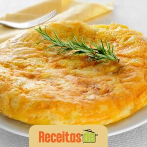 Receita de Tortilla Espanhola Cremosa com Cebola Caramelizada