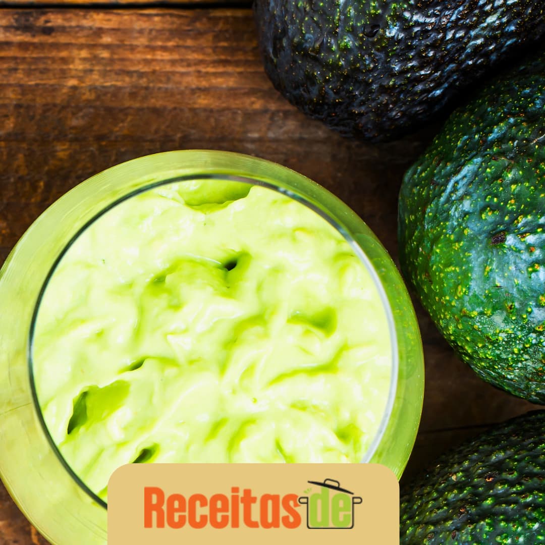 Receita de Vitamina Cremosa de Abacate