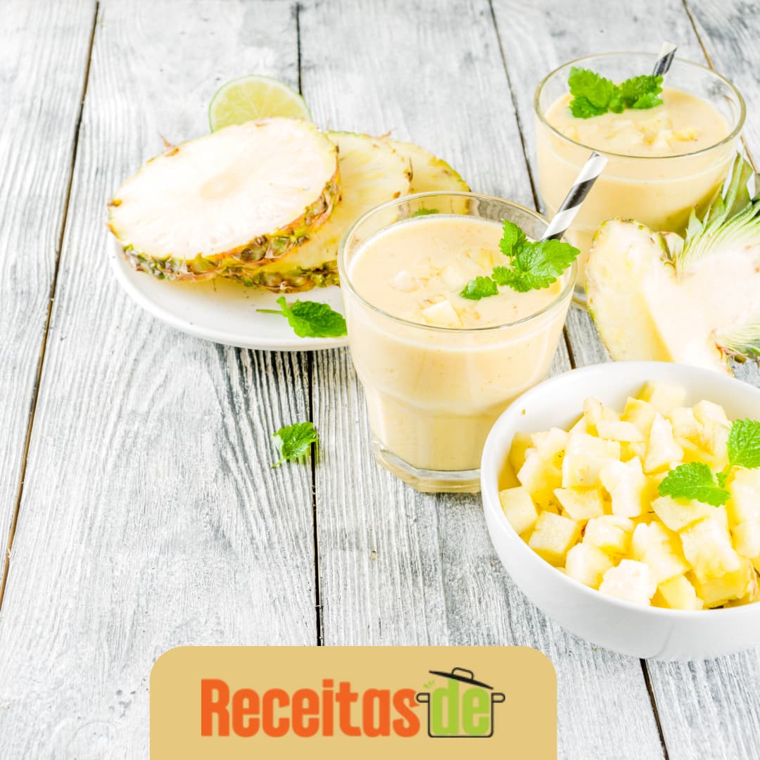 Receita de Vitamina Detox de Casca de Abacaxi