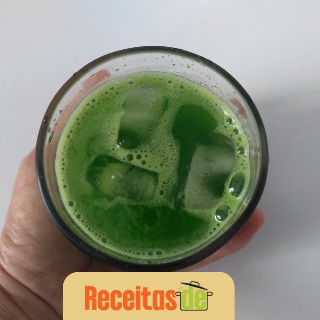 Receita de Vitamina Detox de Pera, Physalis e Gengibre