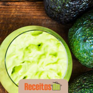 Receita de Vitaminas de Abacate com Mel e Limão