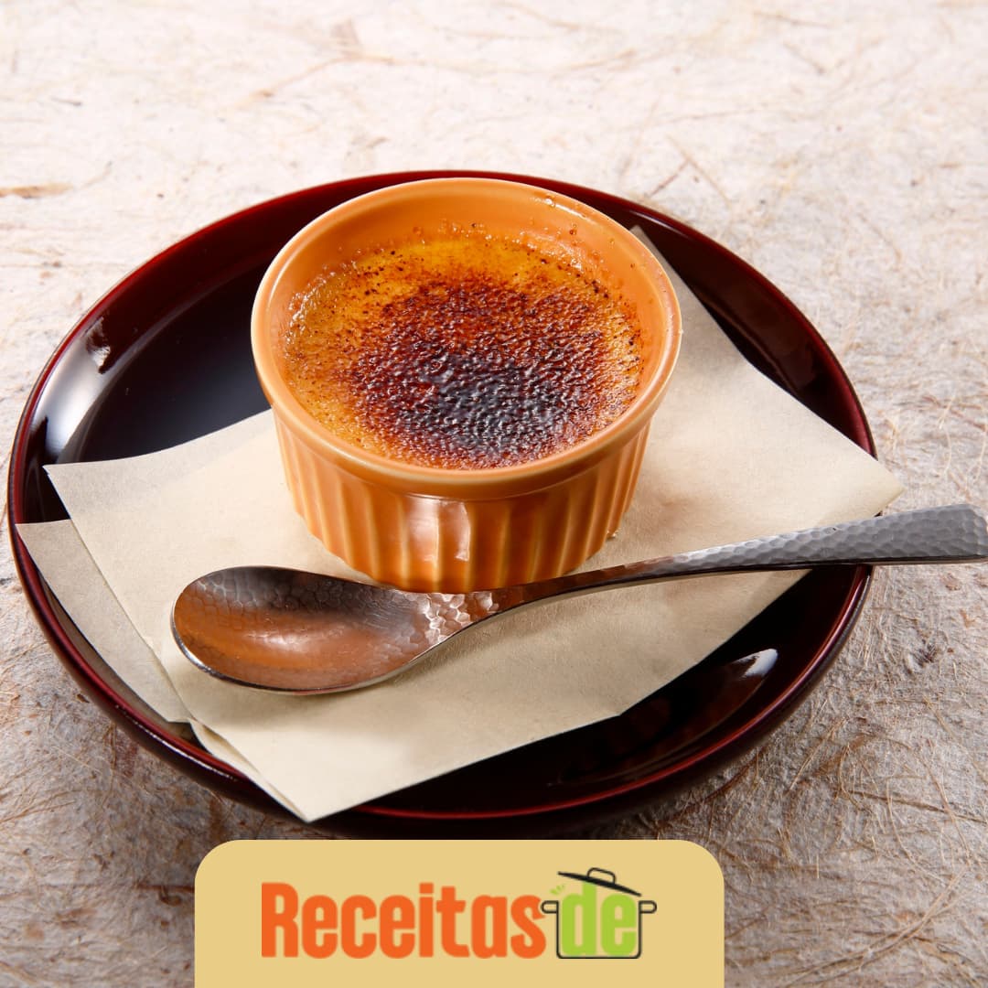 Selecionar Receita de Leite Queimado (Crème brûlée) Receita de Leite Queimado (Crème brûlée)