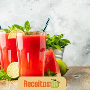 Selecionar Receita de Suco Refrescante de Melancia com Hortelã Receita de Suco Refrescante de Melancia com Hortelã