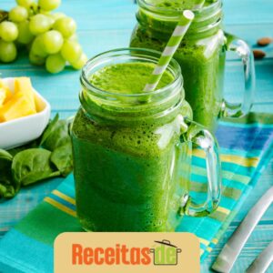 Suco Detox de Talo de Couve Refrescante