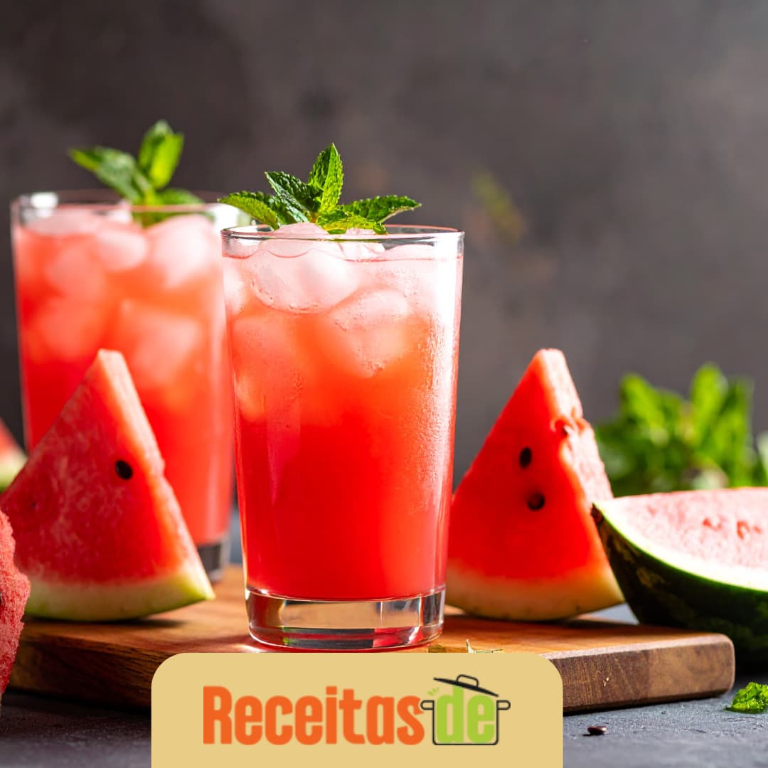 Suco Refrescante de Melancia e Hortelã