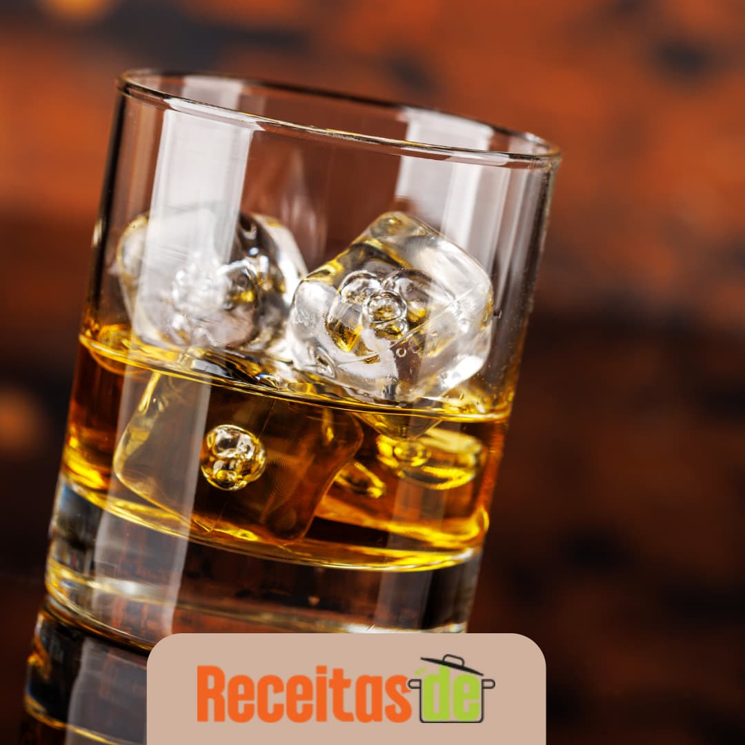 Receita de Whisky Sour Clássico