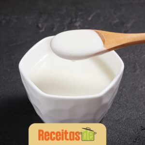 Selecionar Iogurte Caseiro Simples e Cremoso Iogurte Caseiro Simples e Cremoso