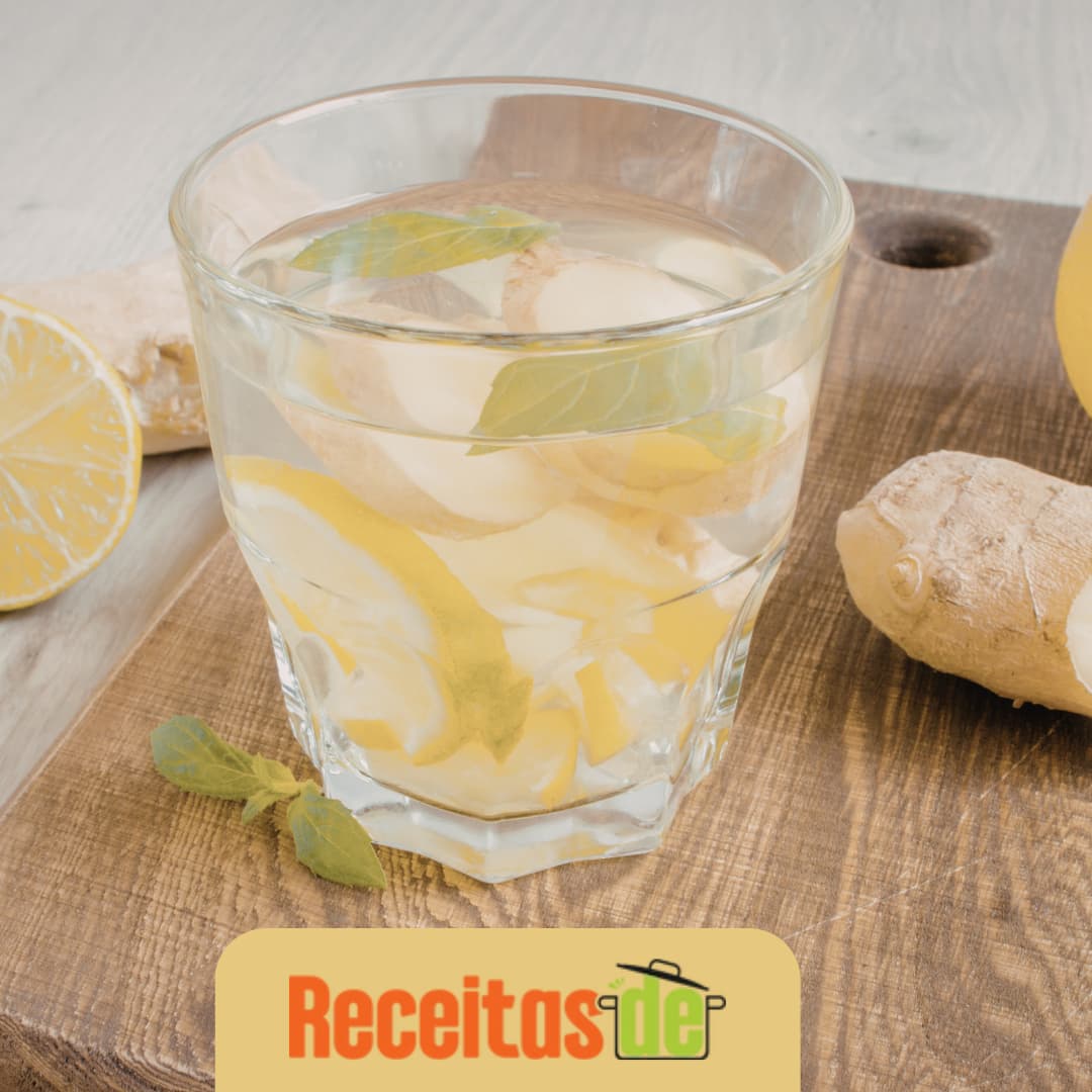 Selecionar Suco Detox Limão, Gengibre e Hortelã Suco Detox Limão, Gengibre e Hortelã