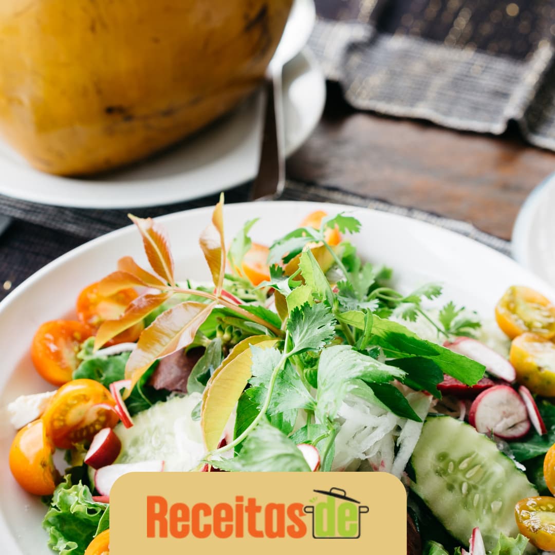 Salada Tropical Refrescante